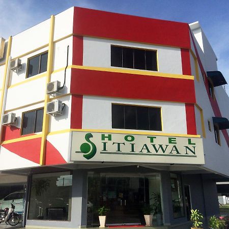 Hotel Sitiawan Extérieur photo